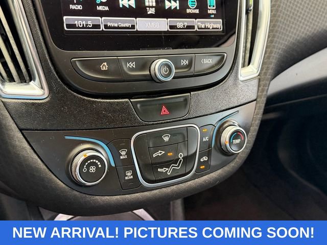 Used 2018 Chevrolet Malibu LT w/ Redline Edition FWD image 18