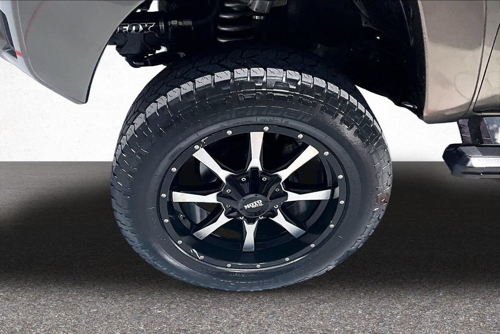 Used 2013 Toyota Tacoma 4x4 Access Cab V6 w/ SR5 Pkg image 29