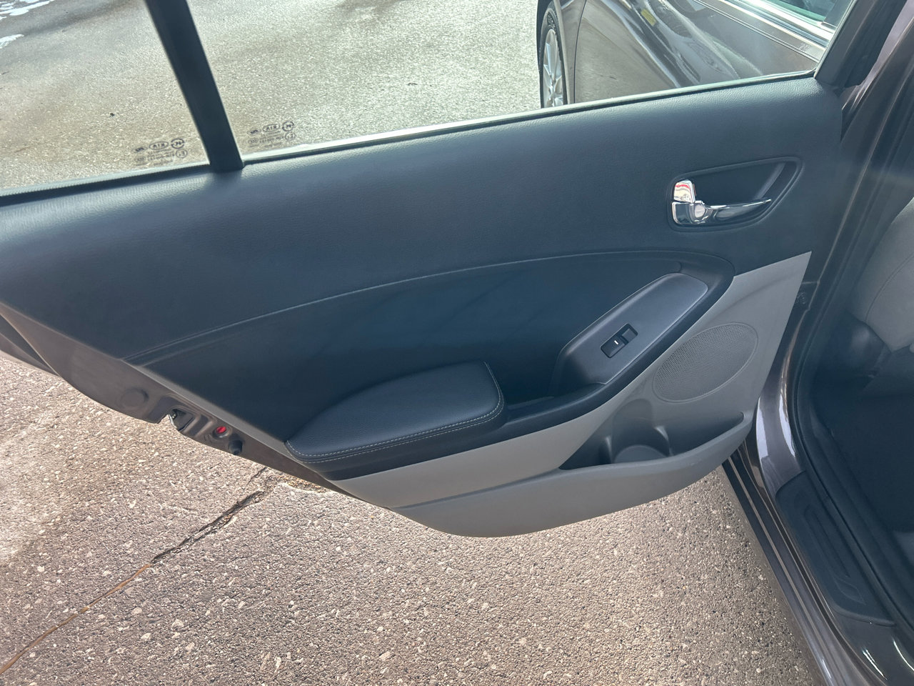 Used 2014 Kia Forte EX image 11