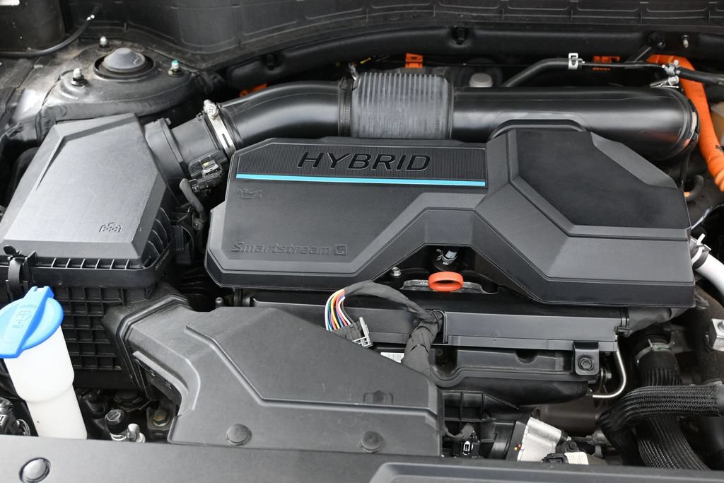 Used 2025 Hyundai Santa Fe SEL FWD image 21