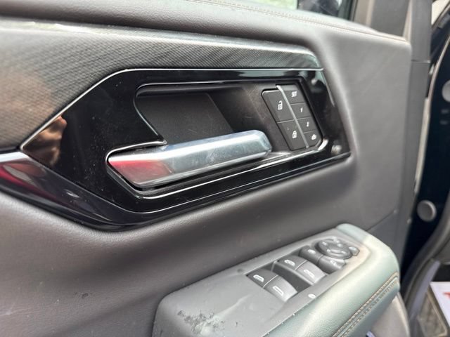 Used 2026 GMC Yukon AT4 w/ AT4 Premium Plus Package AWD/4WD image 12
