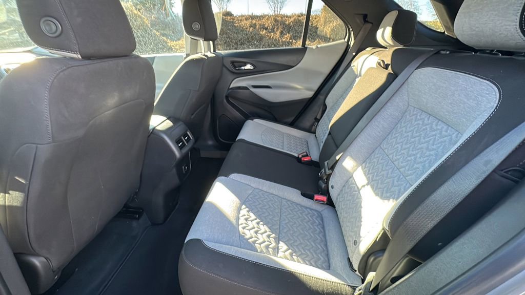 Used 2023 Chevrolet Equinox LS w/ LS Convenience Package image 15