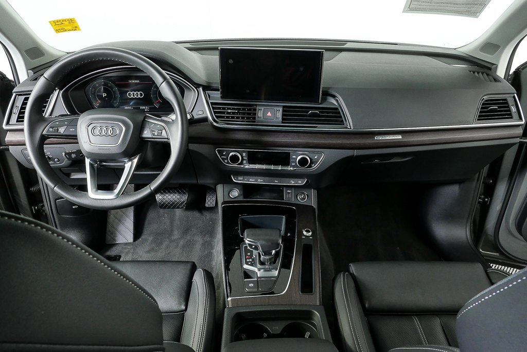 Used 2023 Audi Q5 2.0T Premium Plus w/ Premium Plus Package image 19
