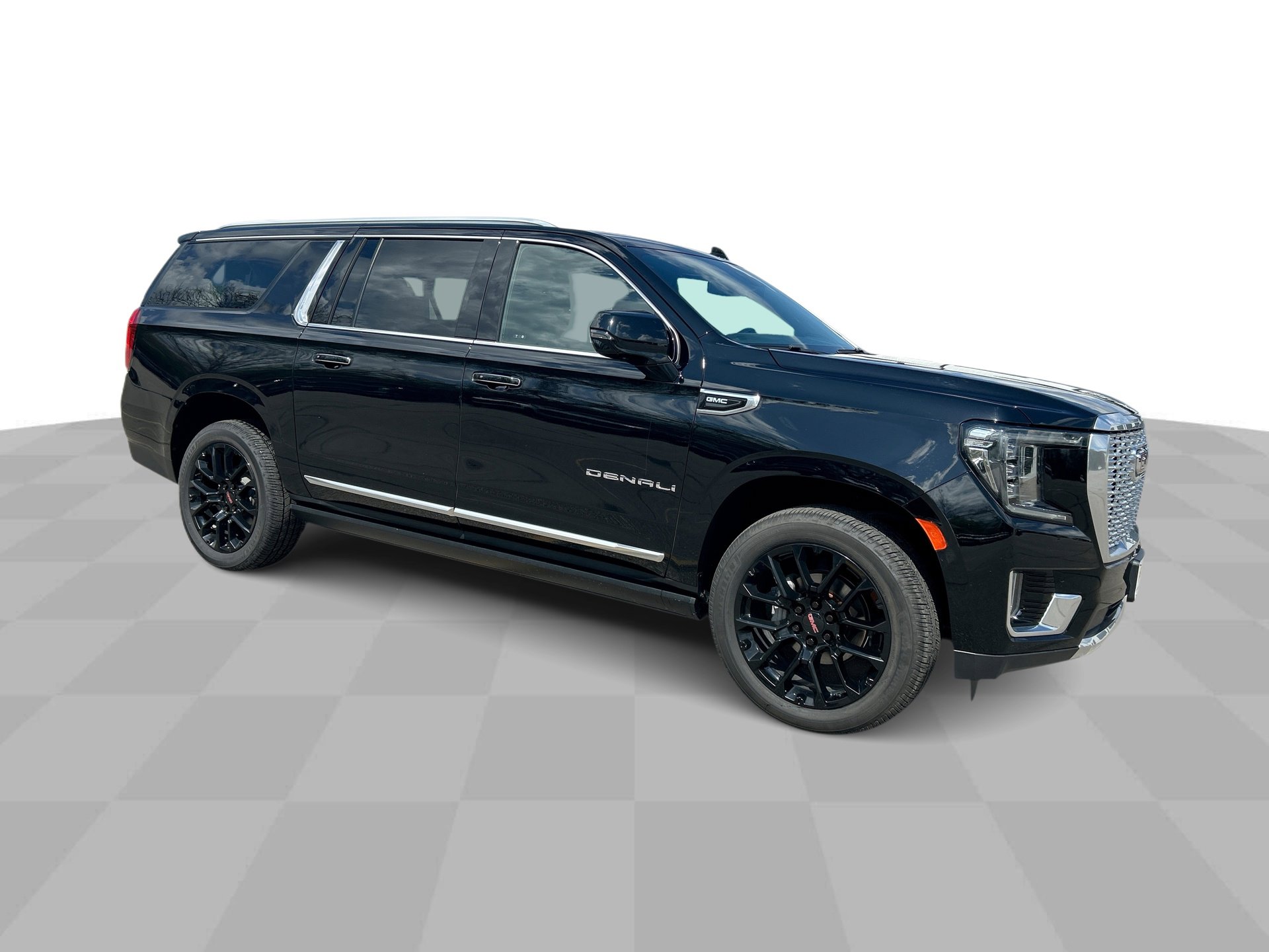 Used 2022 GMC Yukon XL Denali image 2