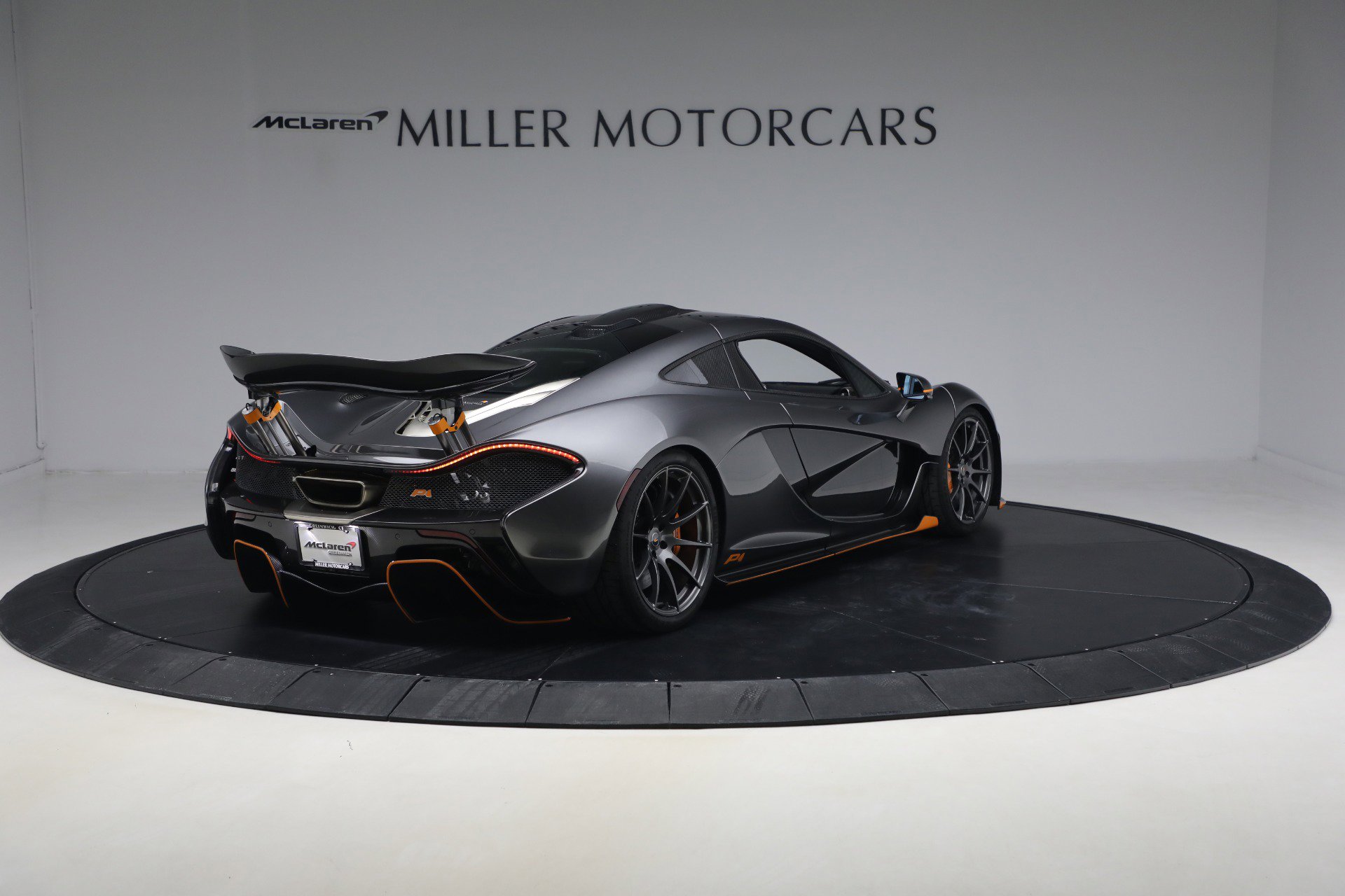 Used 2014 McLaren P1 image 7