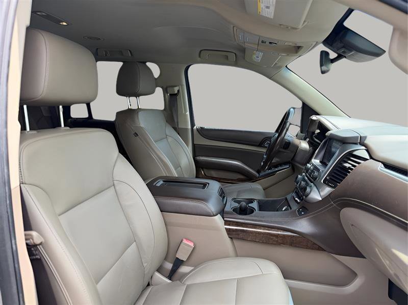 Used 2018 Chevrolet Tahoe LT w/ Luxury Package RWD image 35