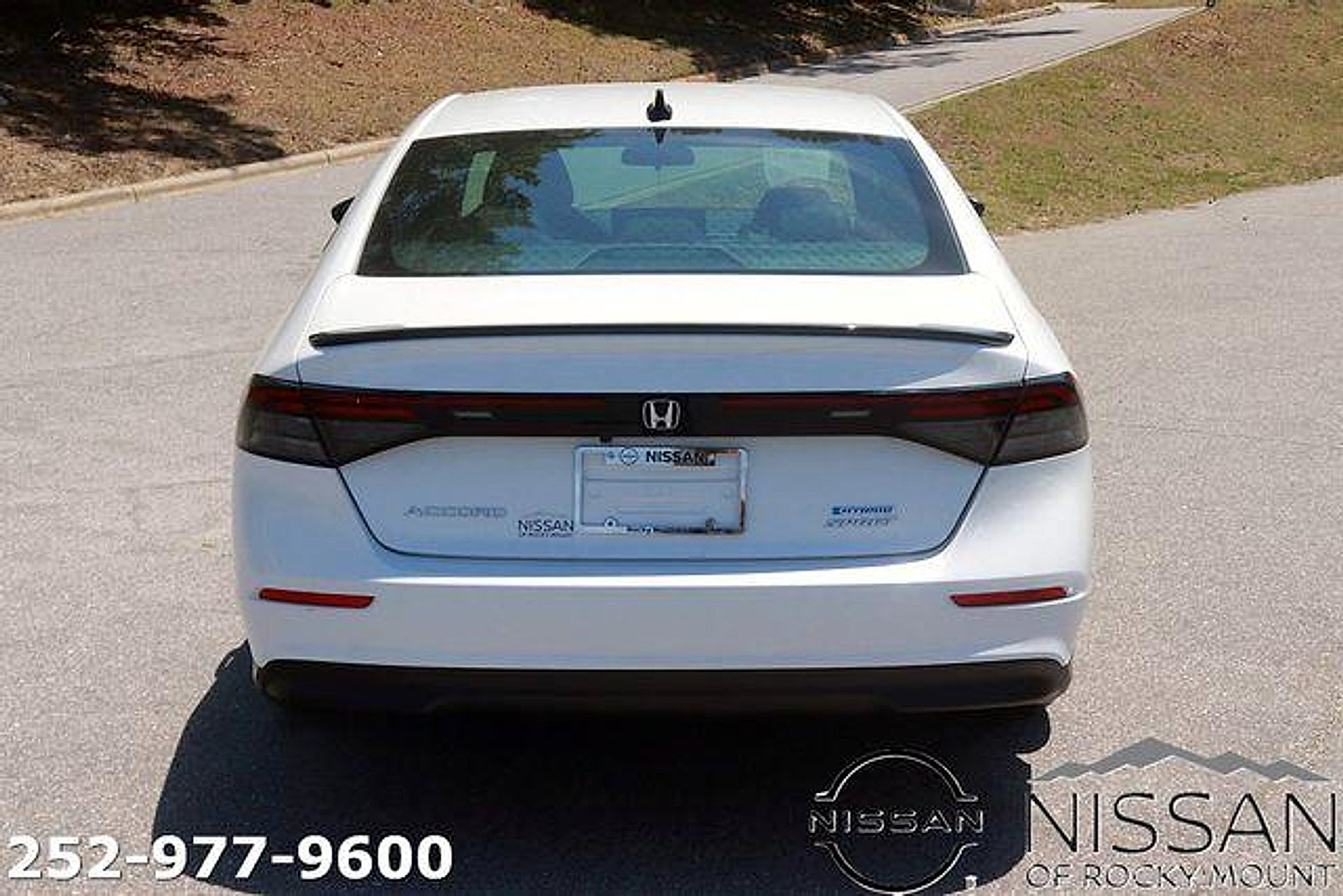 Used 2024 Honda Accord Sport image 6