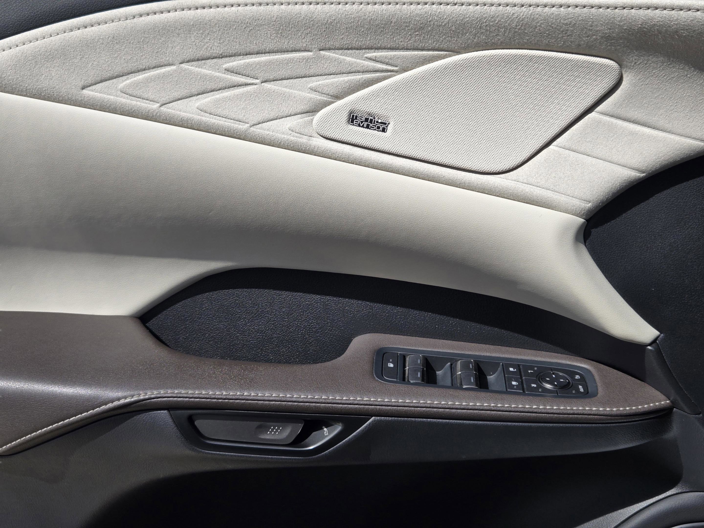 Used 2023 Lexus RX 350 FWD w/ Accessory Package image 26