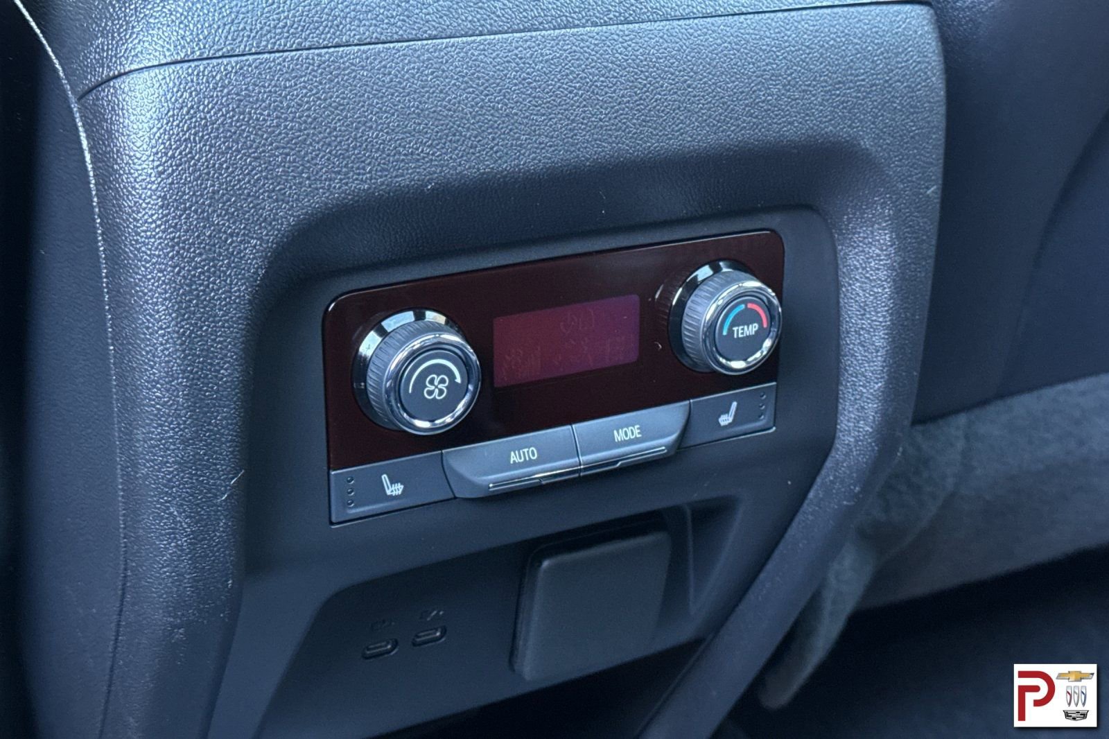 Certified 2025 Chevrolet Traverse RS w/ LPO, Floor Liner Package AWD/4WD image 14