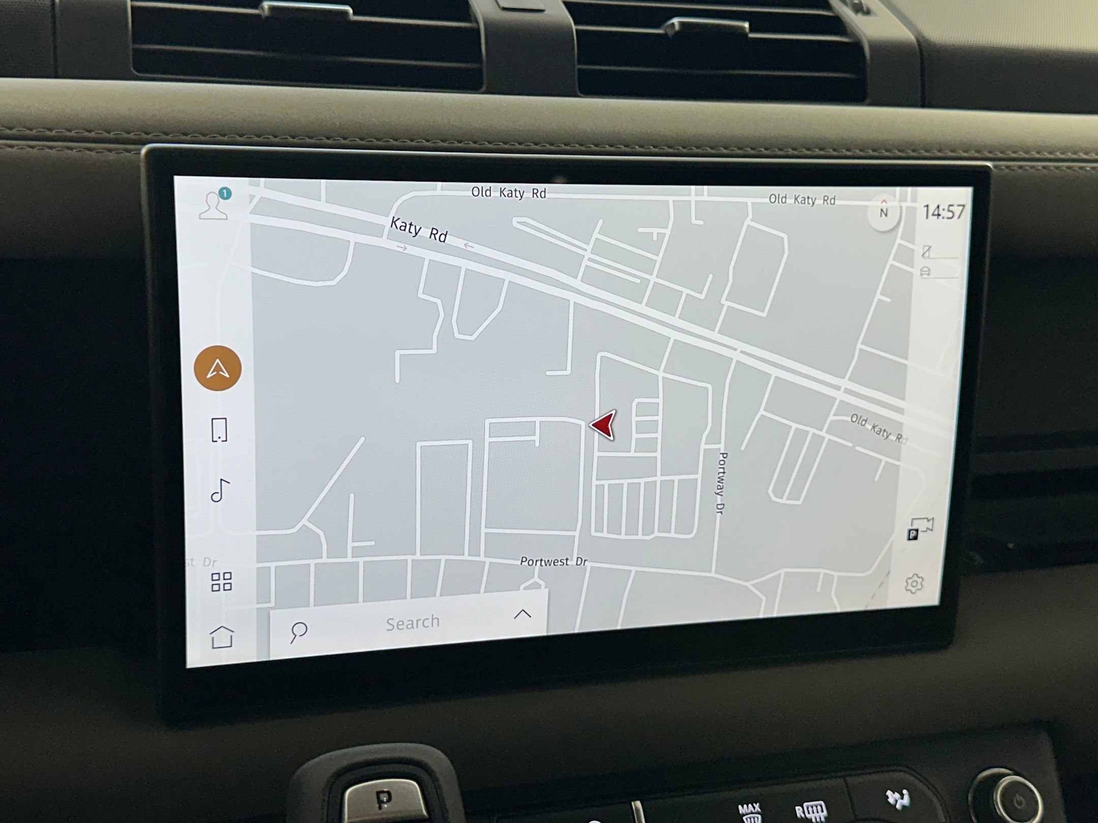 New 2025 Land Rover Defender 110 S image 26