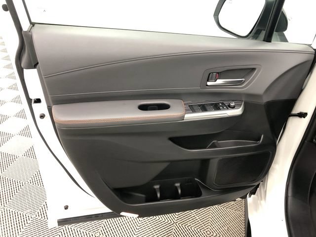 Used 2023 Toyota Sienna XSE FWD image 12