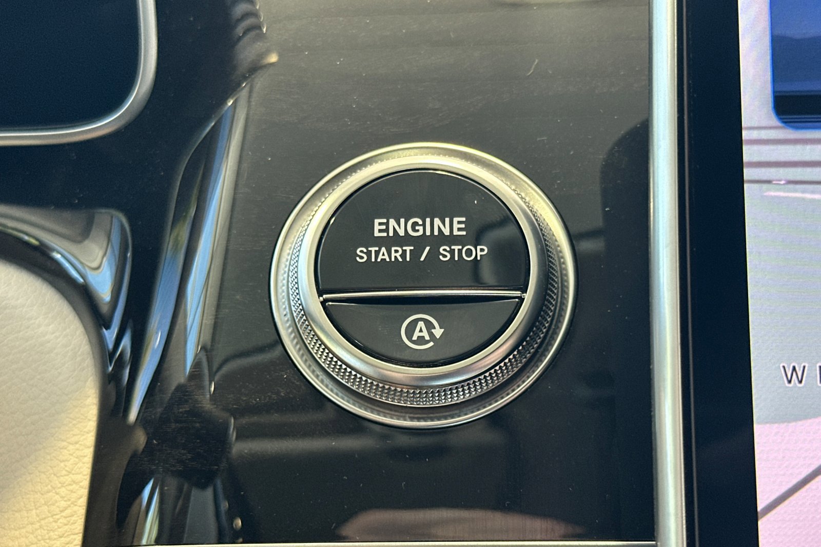 New 2025 Mercedes-Benz S 580 4MATIC Sedan image 22