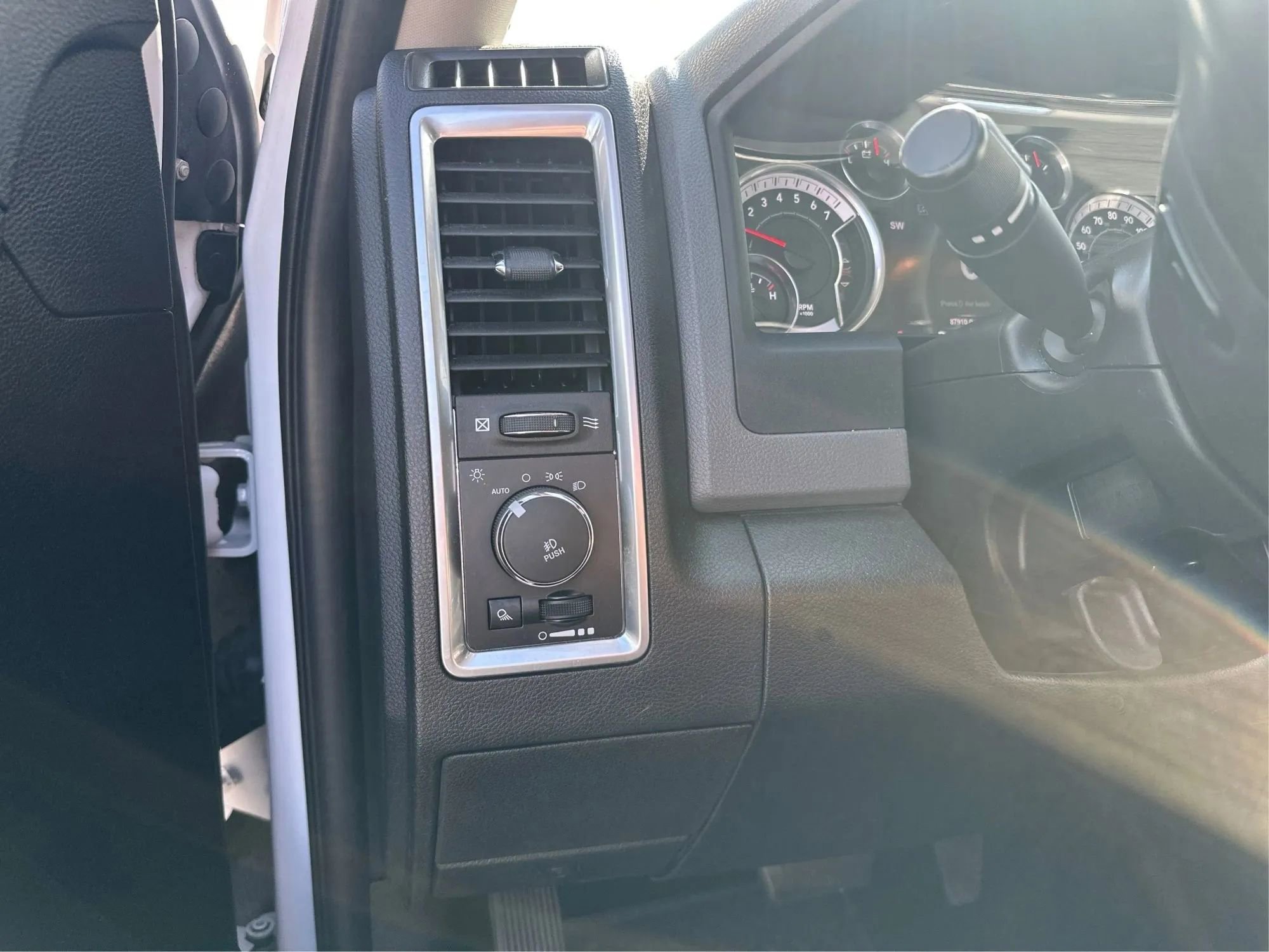 Used 2017 RAM 1500 Big Horn image 19