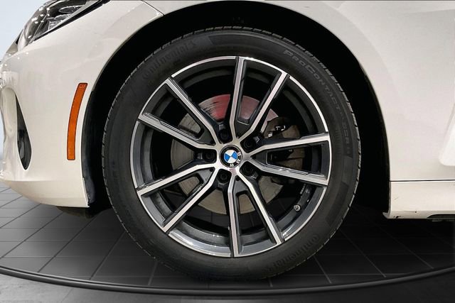 Used 2023 BMW 430i xDrive Convertible w/ Convenience Package image 9