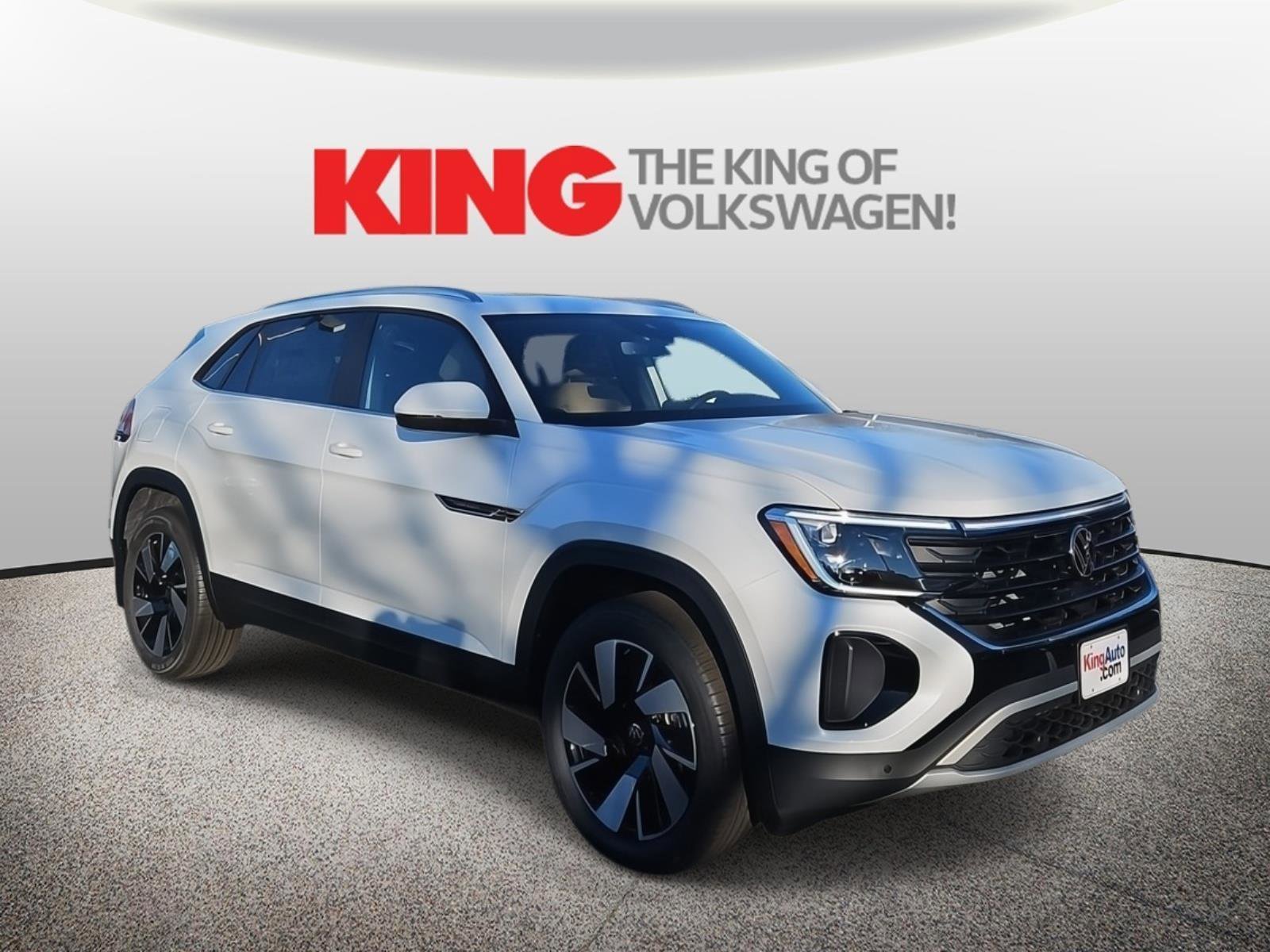 New 2026 Volkswagen Atlas Cross Sport SE image 1