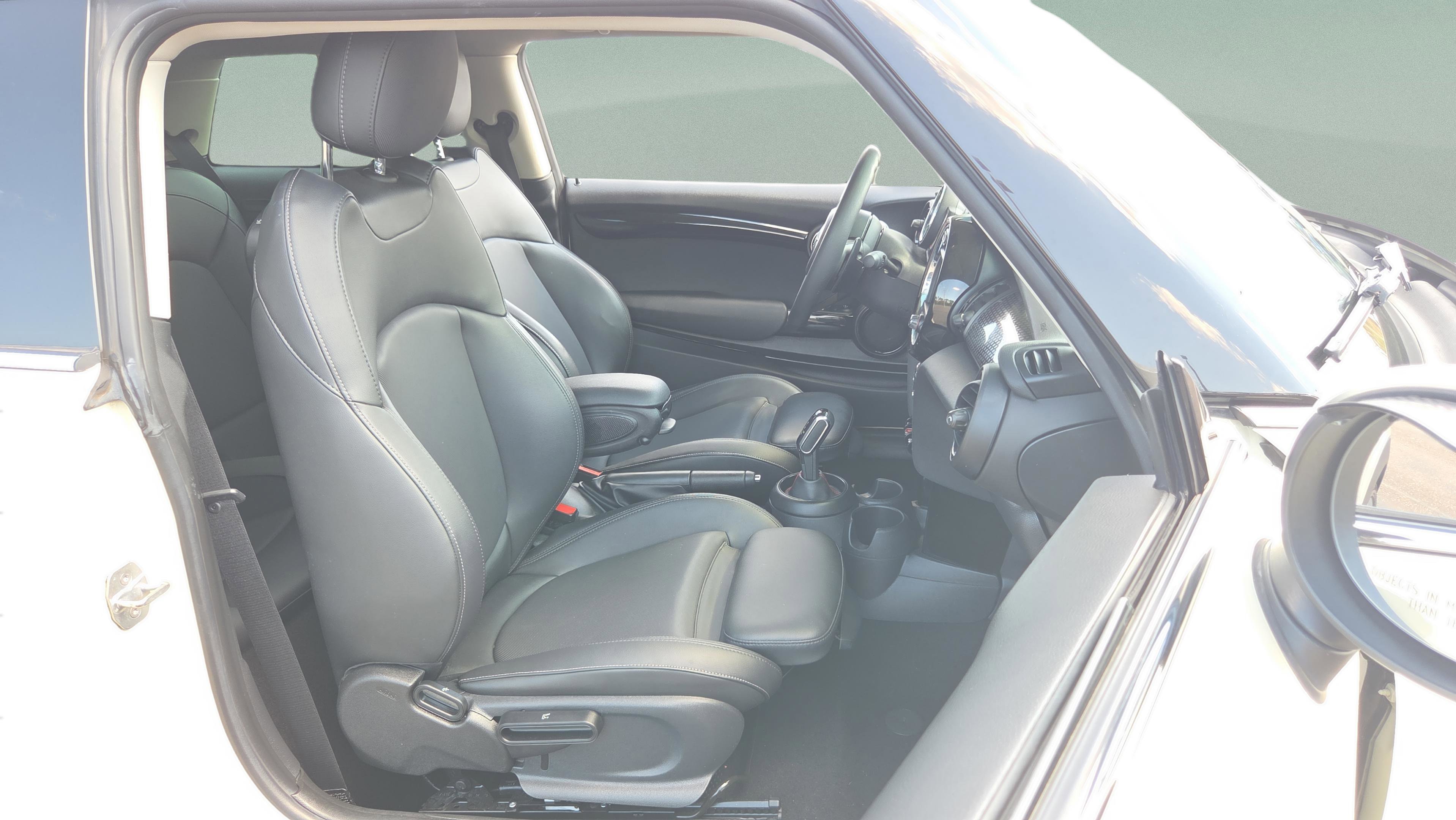 Used 2020 MINI Cooper S image 20