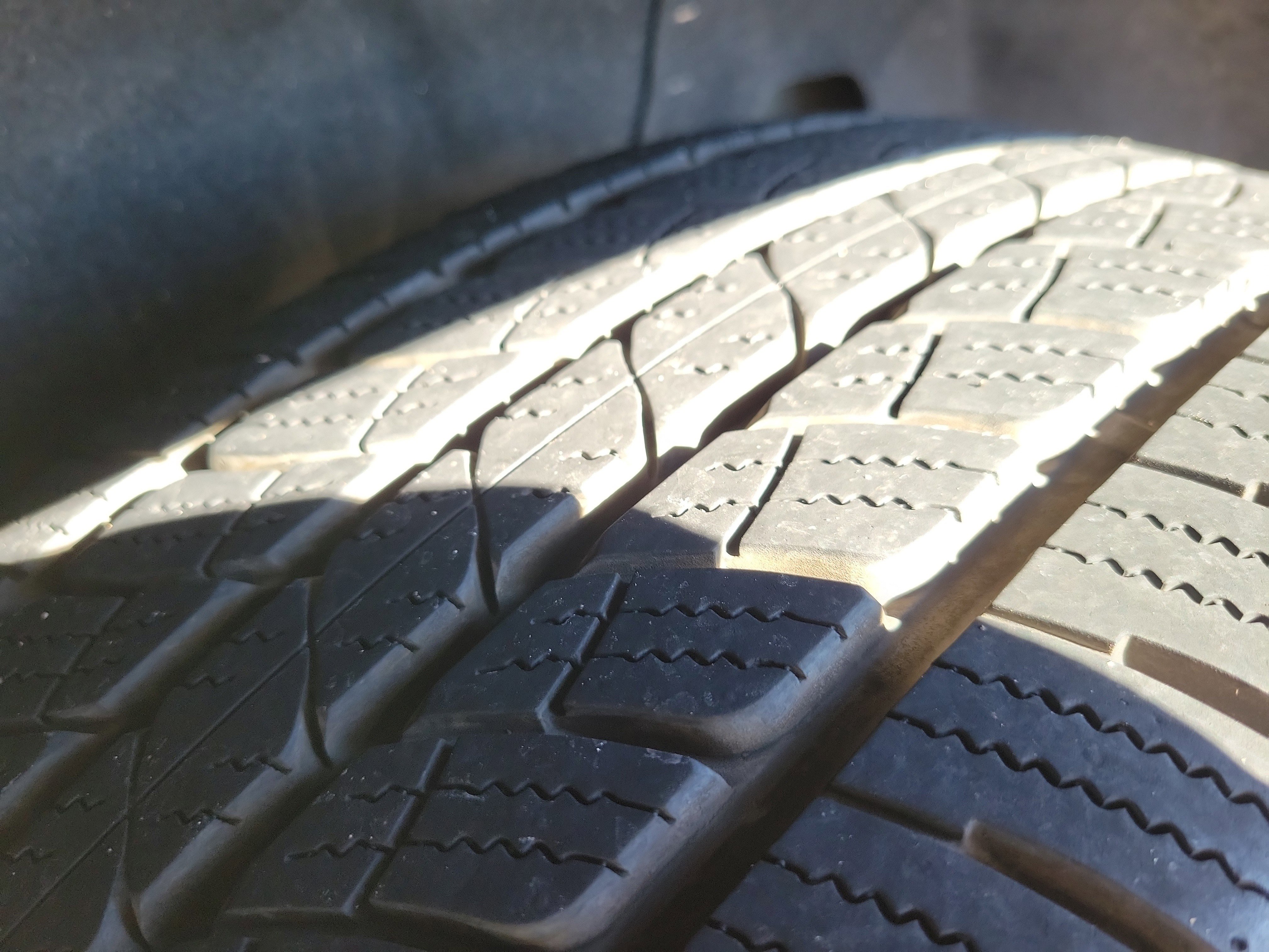 Used 2023 Nissan Pathfinder SV image 9