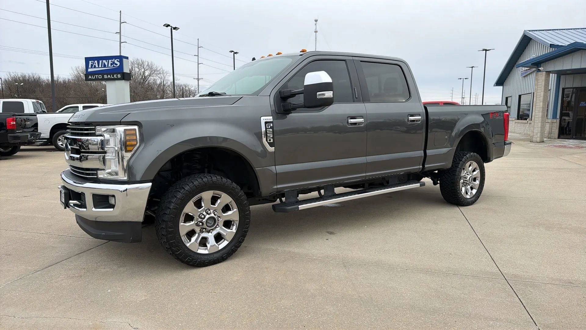 Used 2019 Ford F250 Lariat w/ Chrome Package image 5