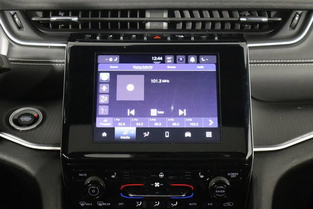 Used 2023 Jeep Grand Cherokee L Laredo AWD/4WD image 29