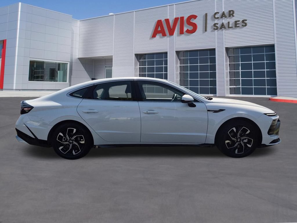 Used 2025 Hyundai Sonata SEL FWD image 5