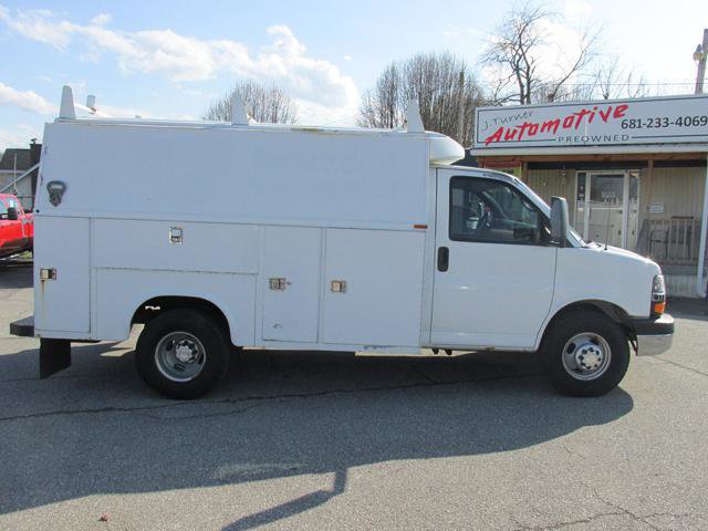 Used 2008 Chevrolet Express 3500 RWD image 3