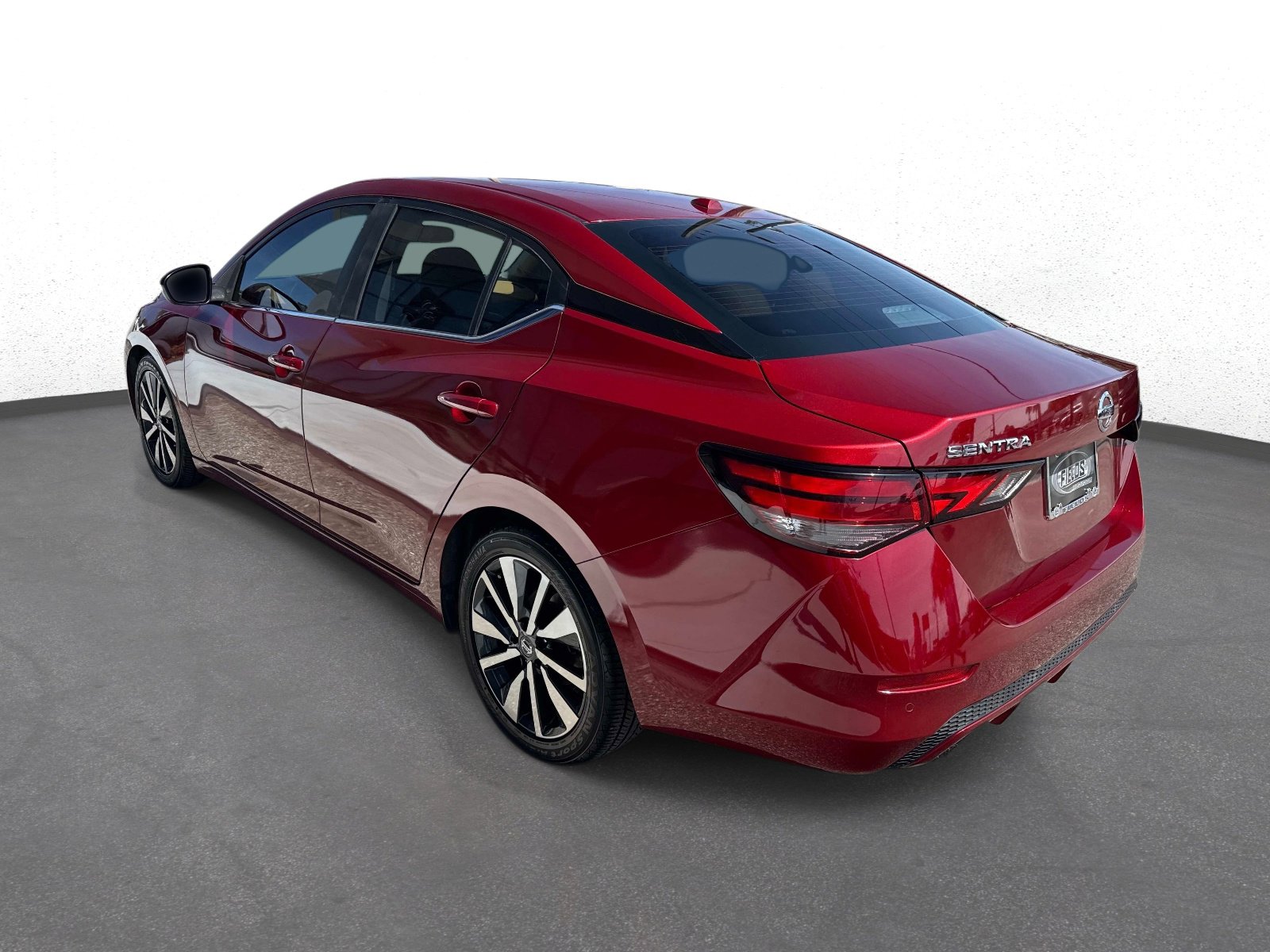 Used 2021 Nissan Sentra SV w/ SV Premium Package FWD image 5
