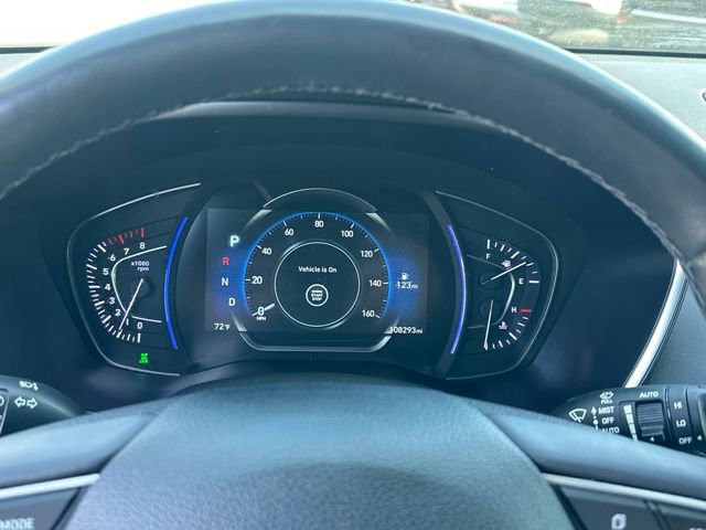 Used 2019 Hyundai Santa Fe AWD image 19