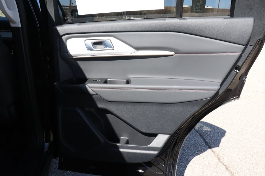 New 2026 Ford Explorer Active w/ Active Comfort Package AWD/4WD image 43