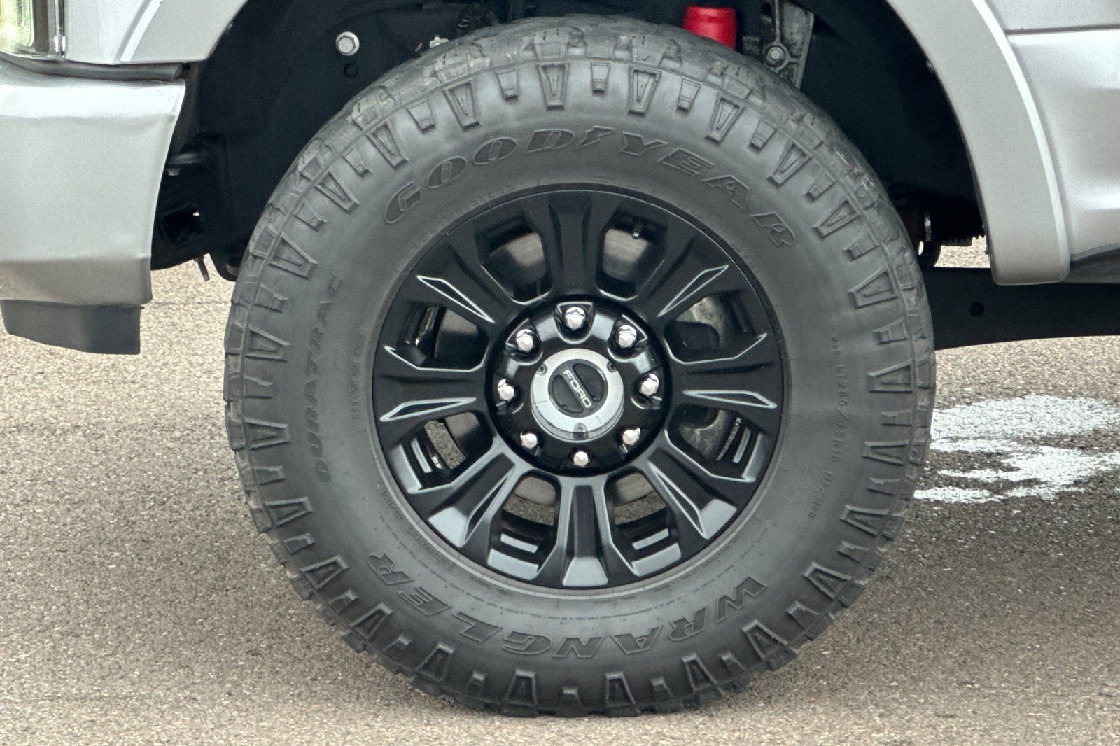 Used 2022 Ford F250 Lariat w/ Tremor Off-Road Package image 24