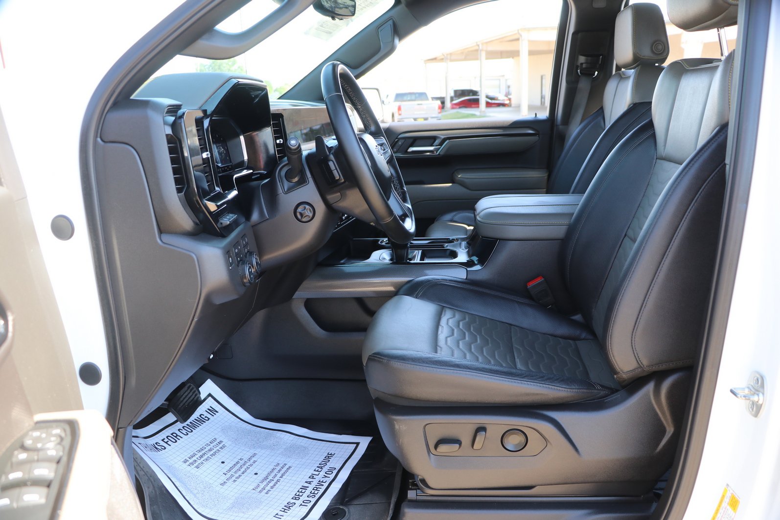 Used 2025 Chevrolet Silverado 1500 ZR2 w/ Technology Package AWD/4WD image 13