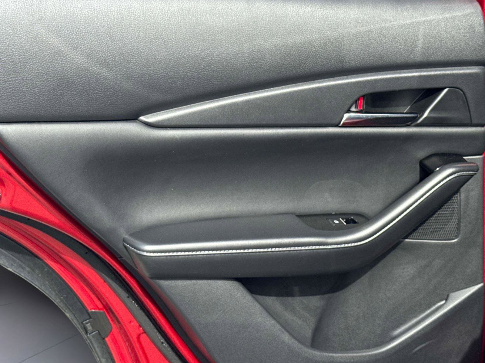 Certified 2025 MAZDA CX-30 AWD 2.5 S w/ Preferred Package image 11