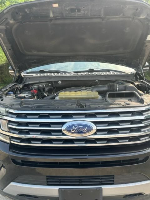 Used 2019 Ford Expedition Max XLT w/ Equipment Group 202A AWD/4WD image 32