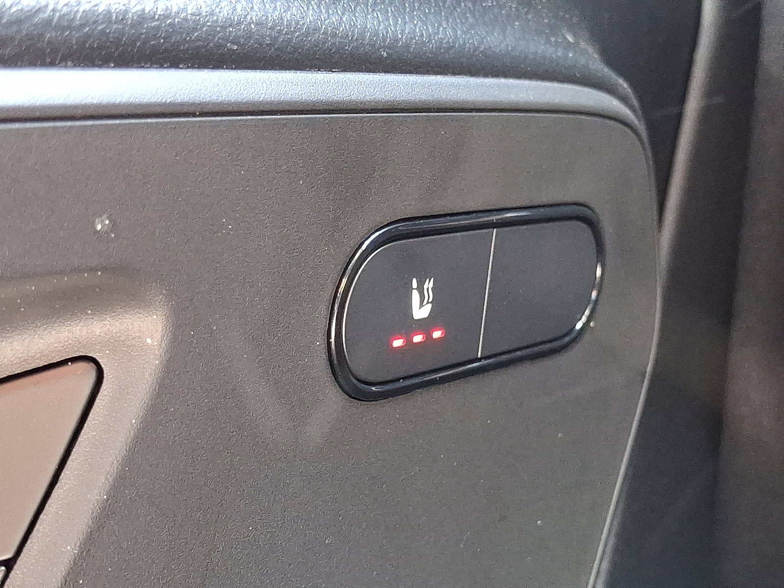 Used 2025 Mercedes-Benz Sprinter 2500 image 24
