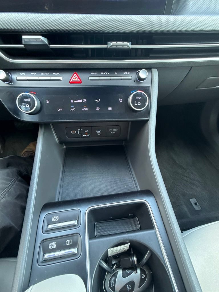 Used 2025 Hyundai Sonata SEL FWD image 20