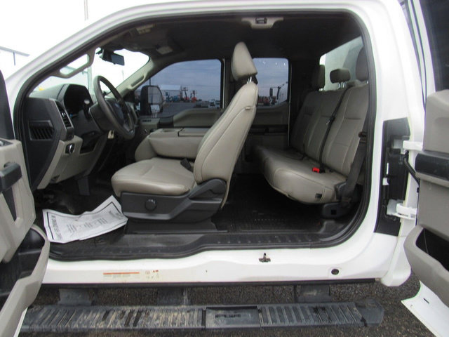 Used 2022 Ford F550 2WD SuperCab Super Duty image 30
