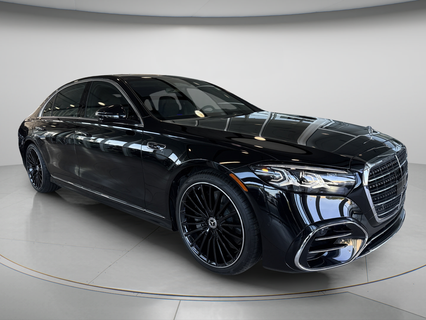 New 2027 Mercedes-Benz S 580 4MATIC Sedan image 7