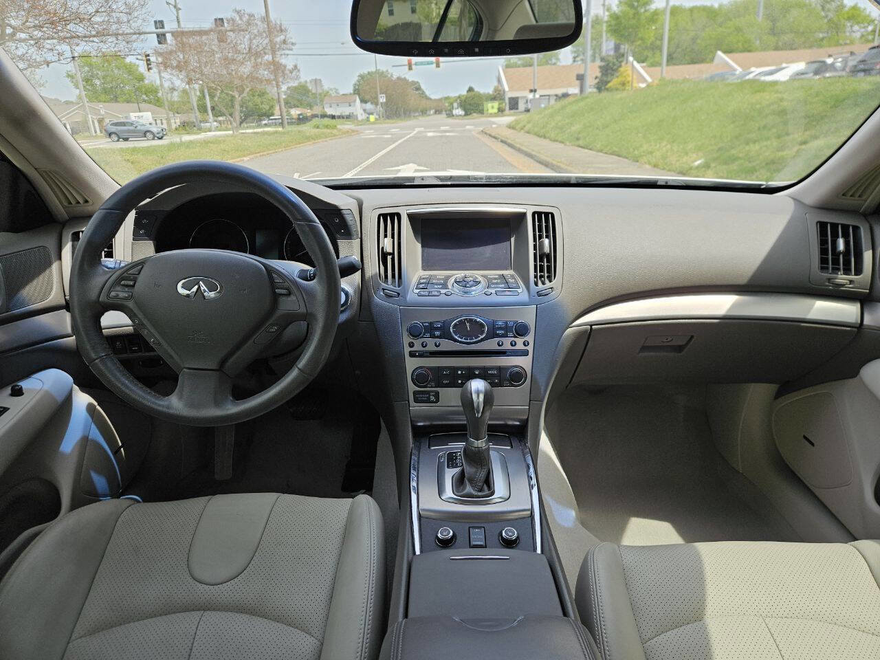 Used 2015 INFINITI Q40 AWD w/ Navigation Package image 17