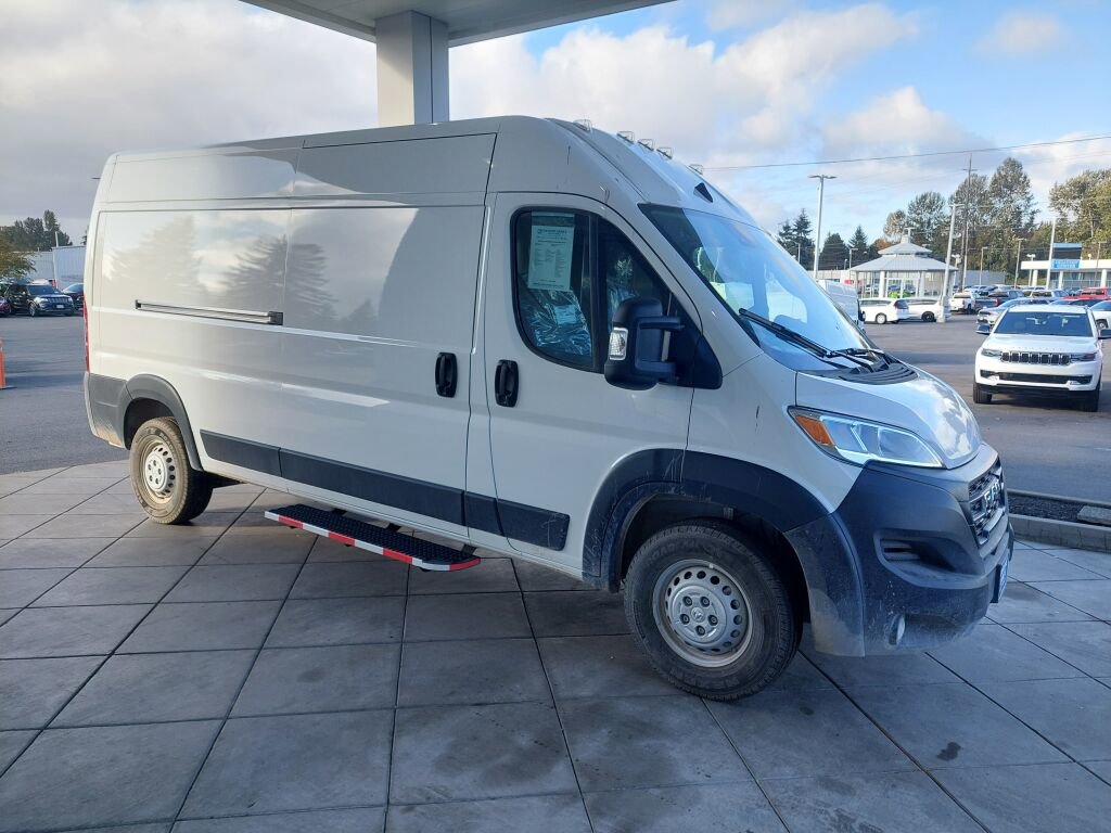Used 2025 RAM ProMaster 2500 image 3