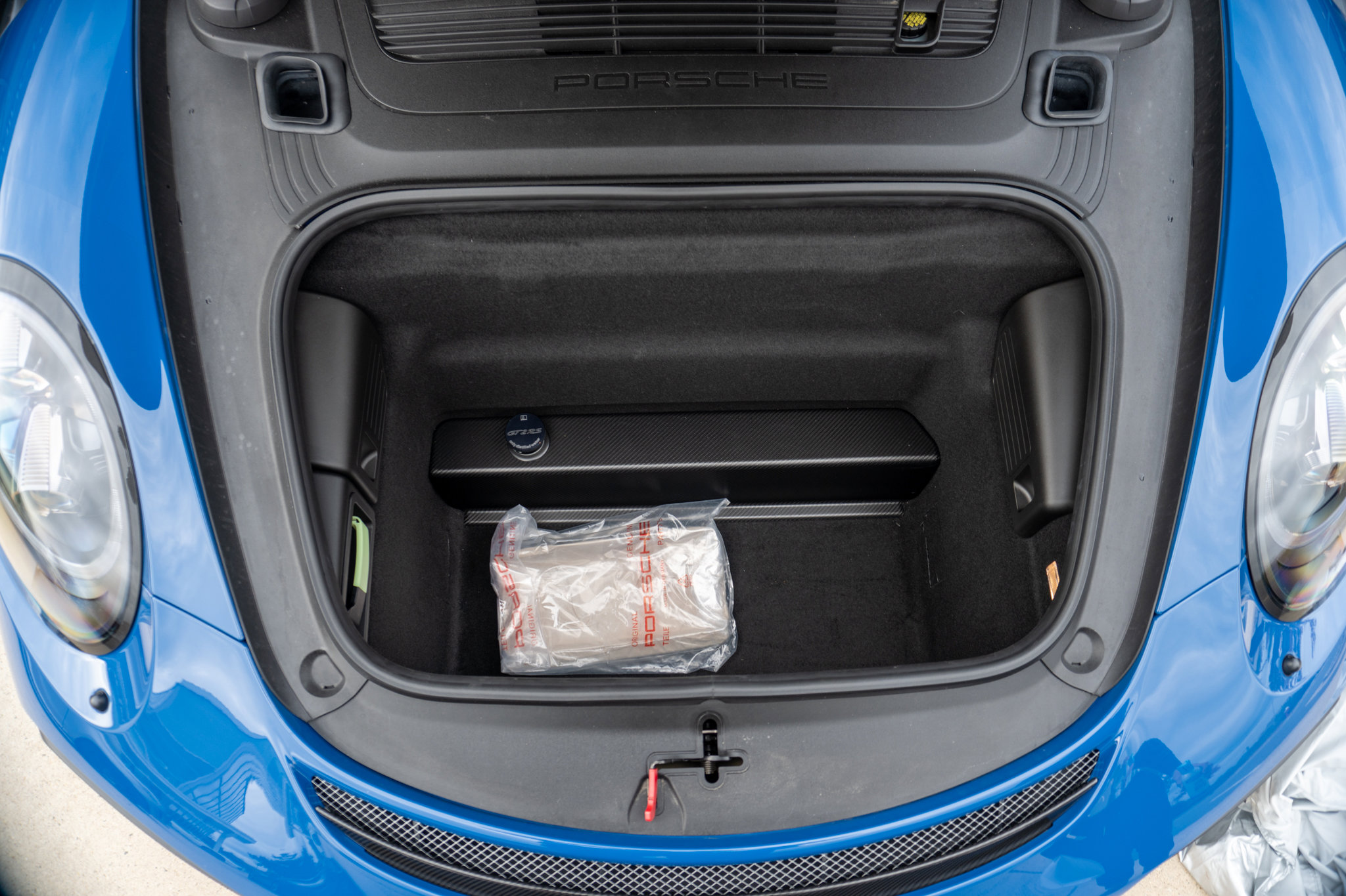 Used 2018 Porsche 911 GT2 RS image 26