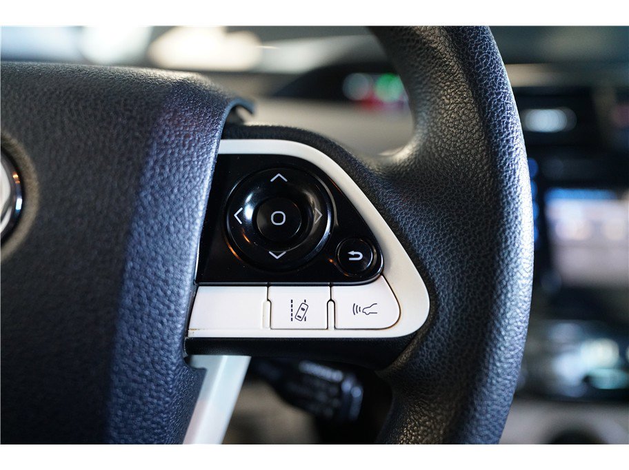 Used 2017 Toyota Prius Two image 22