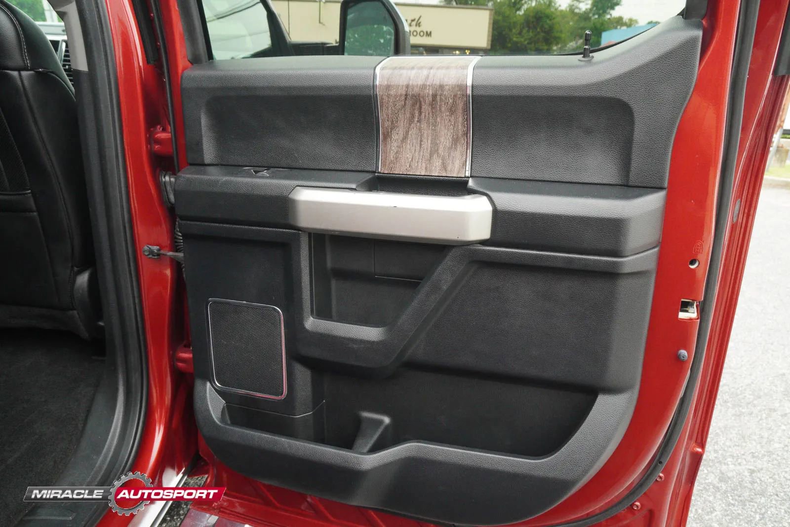 Used 2017 Ford F350 Lariat w/ Lariat Ultimate Package image 36