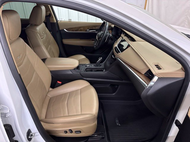 Used 2021 Cadillac XT5 Sportv w/ Platinum Package AWD/4WD image 25