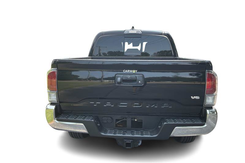 Used 2020 Toyota Tacoma TRD Off-Road AWD/4WD image 25