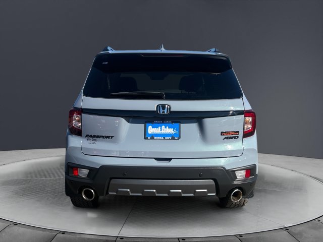 Certified 2024 Honda Passport TrailSport image 4