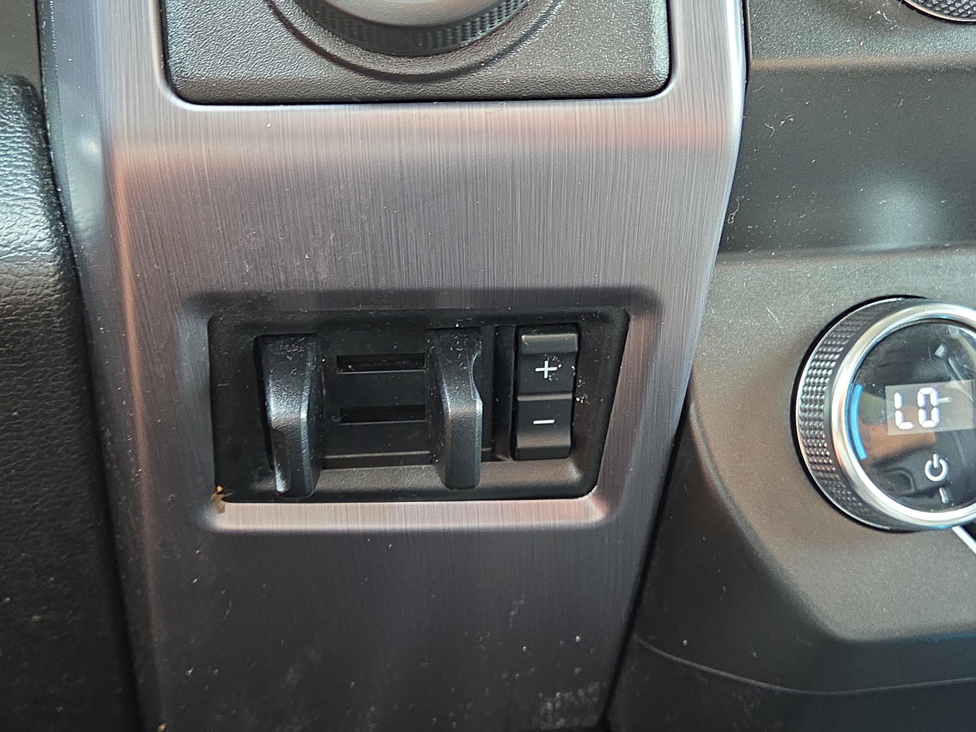 Used 2019 Ford Expedition Platinum RWD image 21