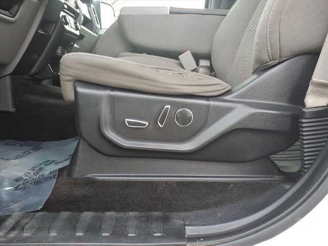 Used 2017 Ford F150 XLT w/ Equipment Group 302A Luxury image 18