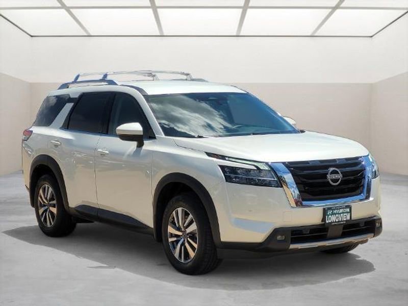 Used 2023 Nissan Pathfinder SL w/ Lighting Package (N92)