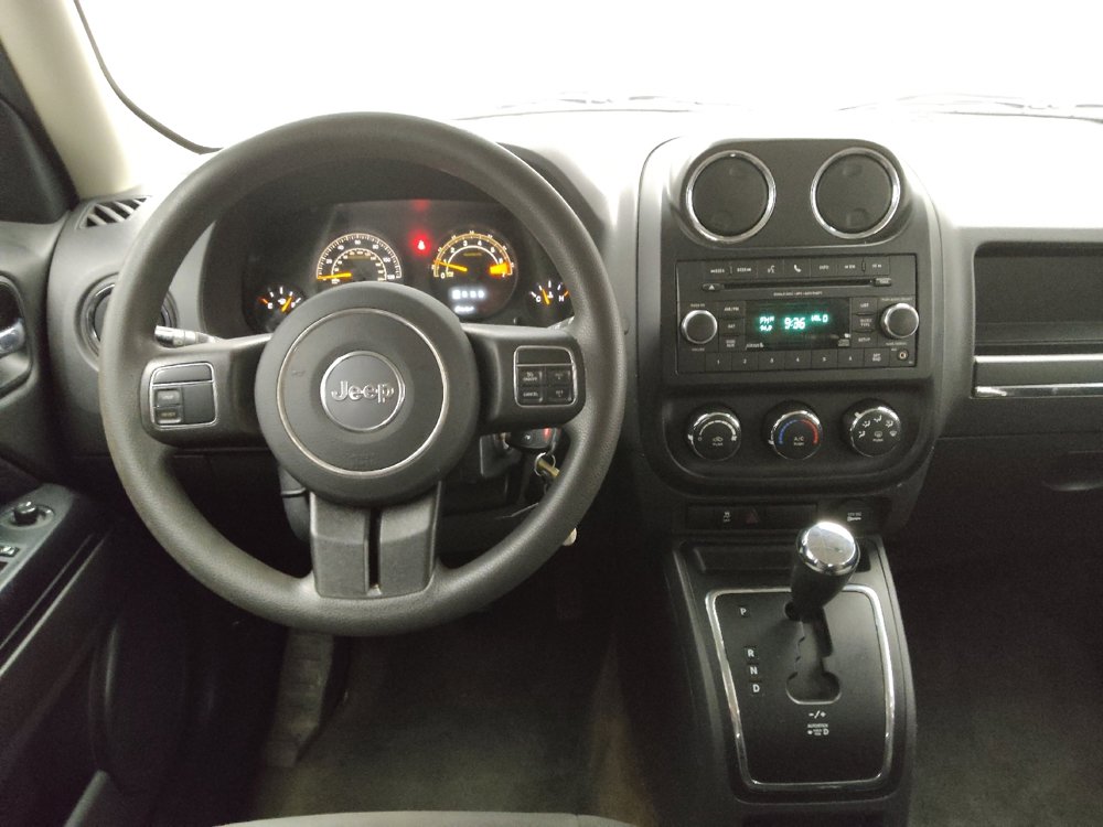 Used 2017 Jeep Patriot Sport w/ Power Value Group image 22