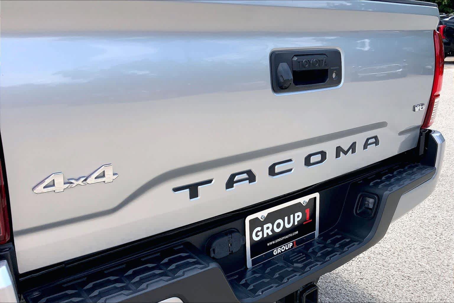Used 2023 Toyota Tacoma SR AWD/4WD image 30