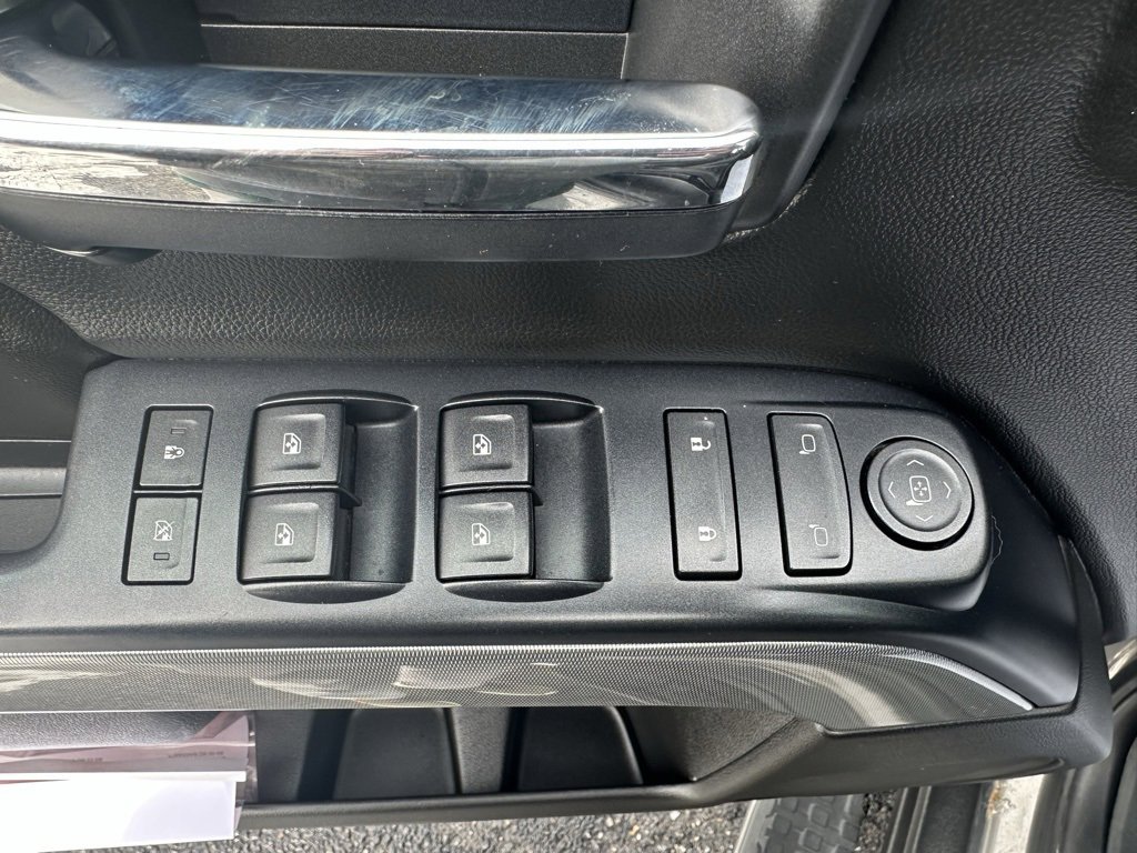 Used 2017 Chevrolet Silverado 1500 LT w/ All Star Edition image 17